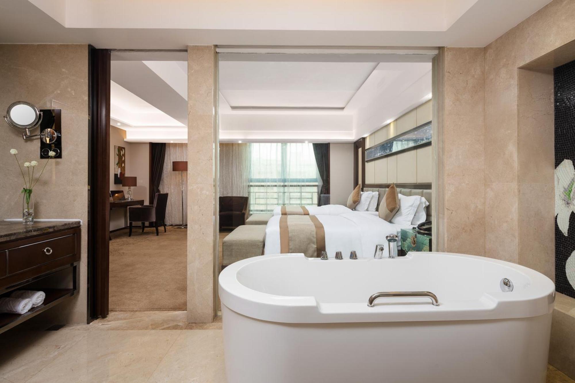 Maoming International Hotel 外观 照片